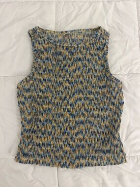 Sleeveless Knit Tank Top in Blue and Yellow